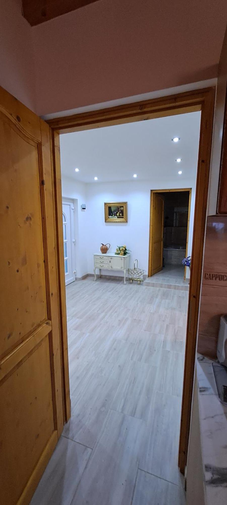 Manipura Villa Szemenyecsörnye Екстериор снимка