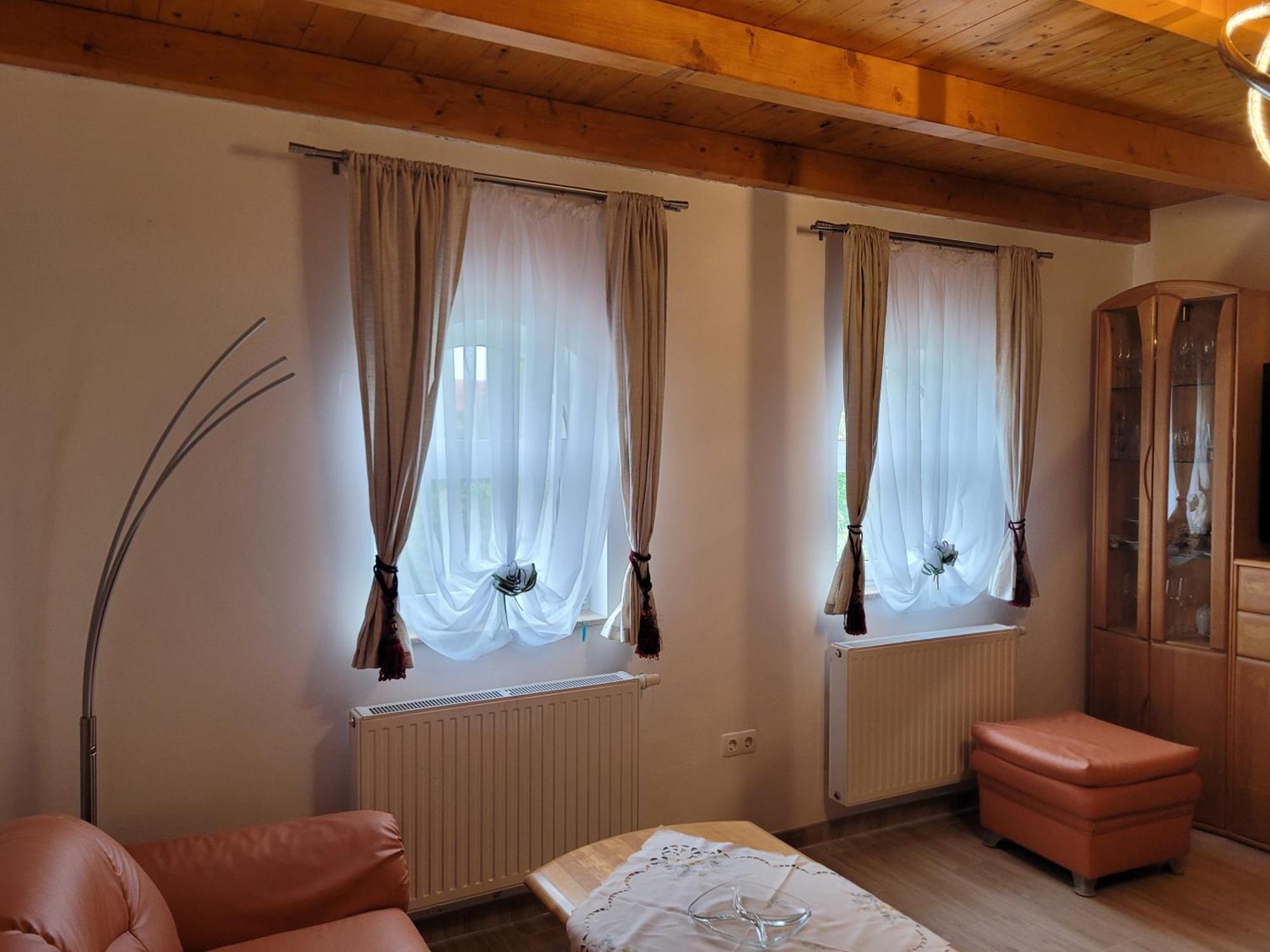 Manipura Villa Szemenyecsörnye Екстериор снимка