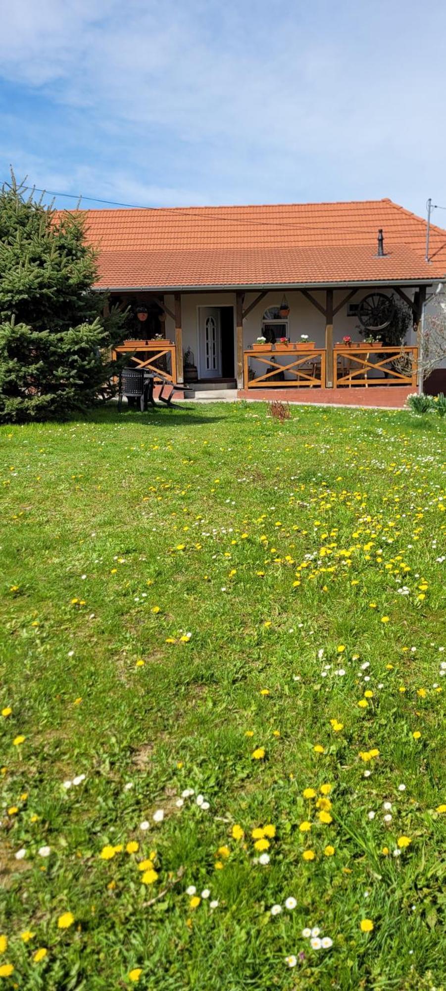 Manipura Villa Szemenyecsörnye Екстериор снимка