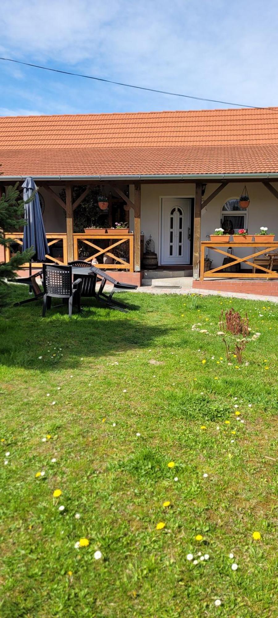 Manipura Villa Szemenyecsörnye Екстериор снимка